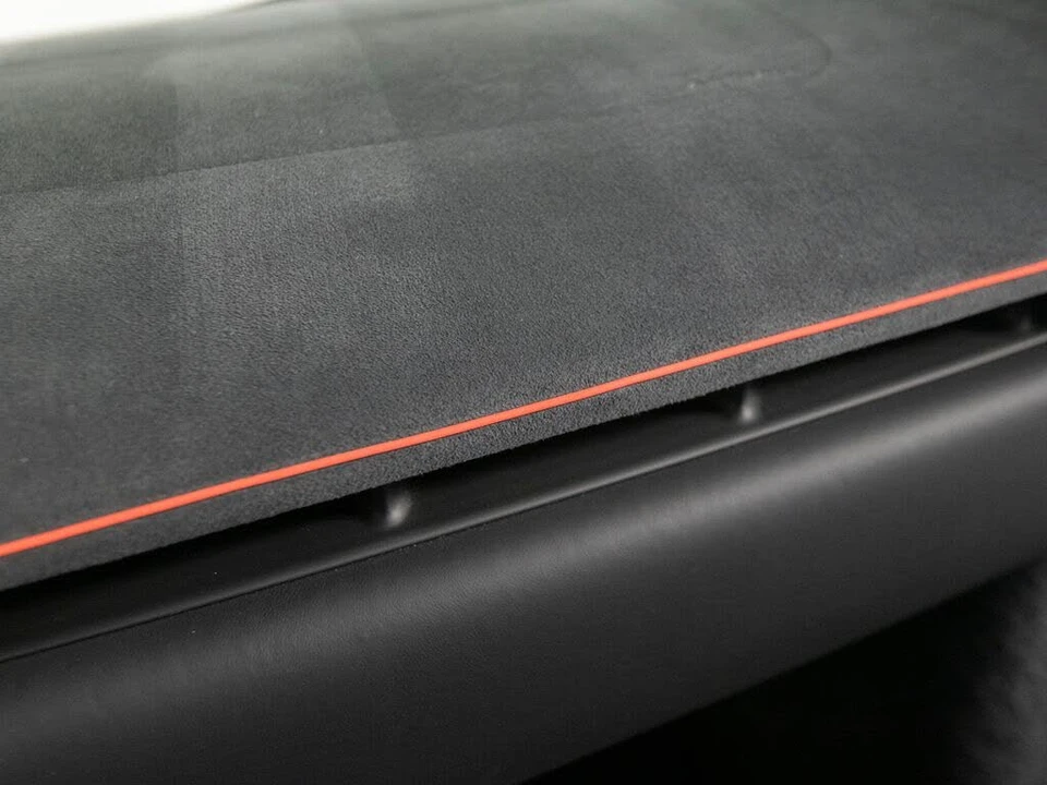 2023 McLaren Artura - Image 29 of 31