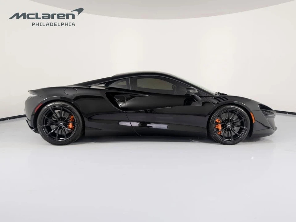 2023 McLaren Artura - Image 6 of 31