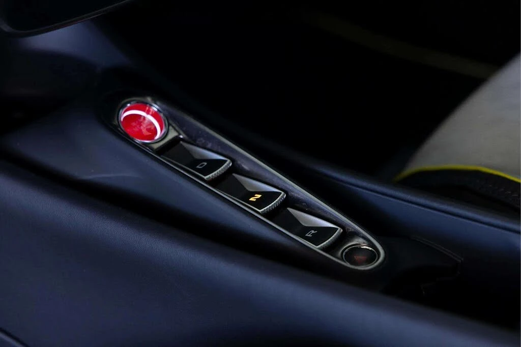 2023 McLaren Artura - Image 22 of 28