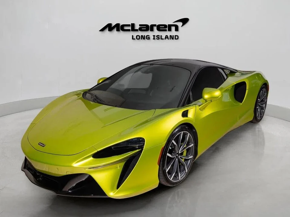 2023 McLaren Artura - Image 27 of 28