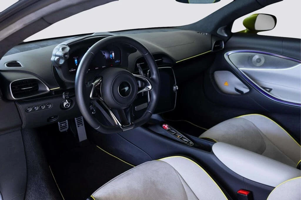 2023 McLaren Artura - Image 11 of 28