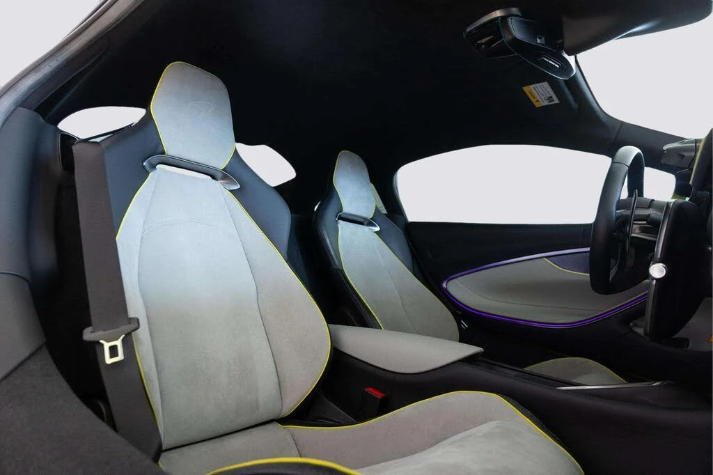 2023 McLaren Artura - Image 13 of 28