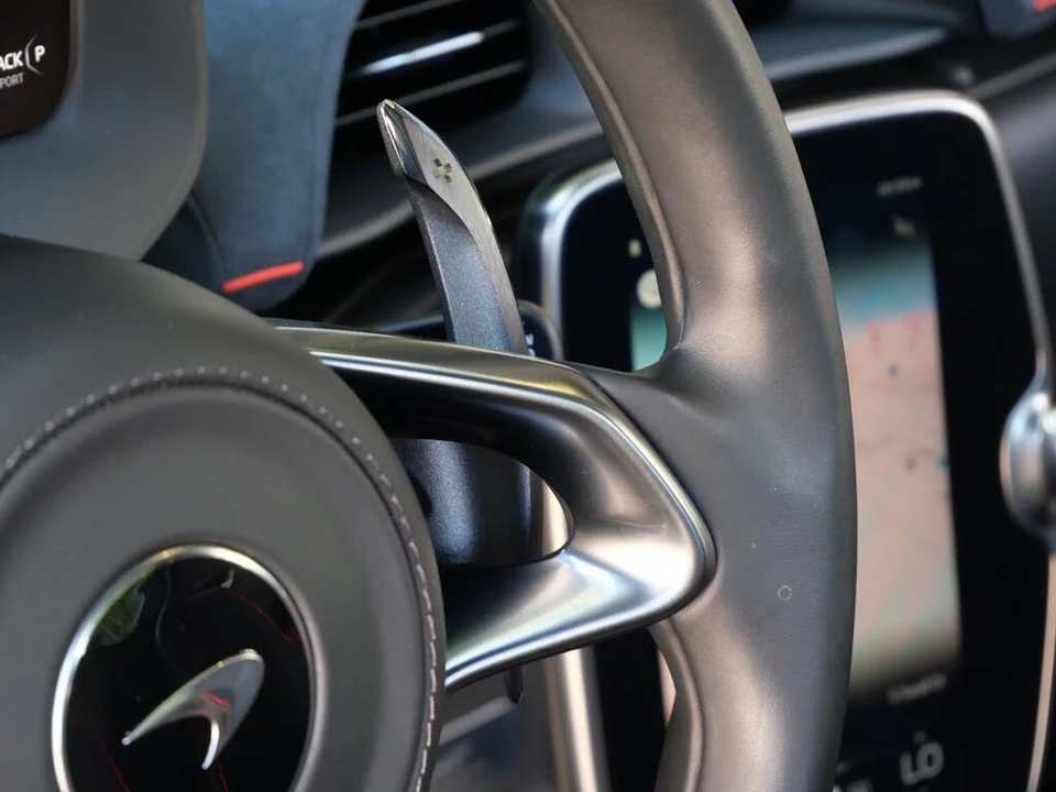 2023 McLaren Artura - Image 12 of 25