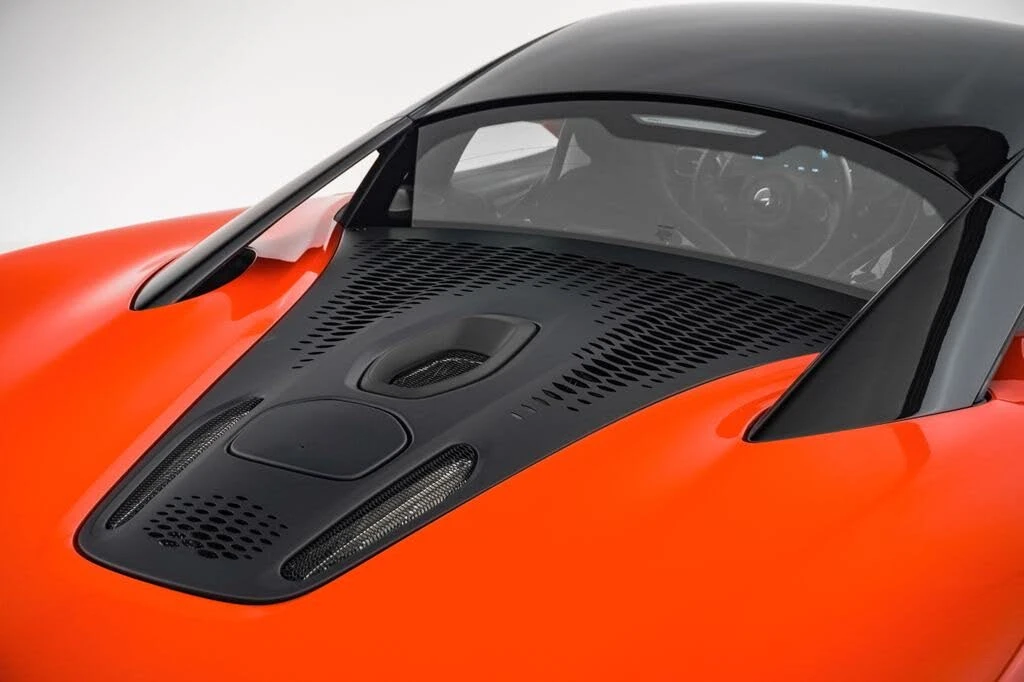 2023 McLaren Artura - Image 16 of 31
