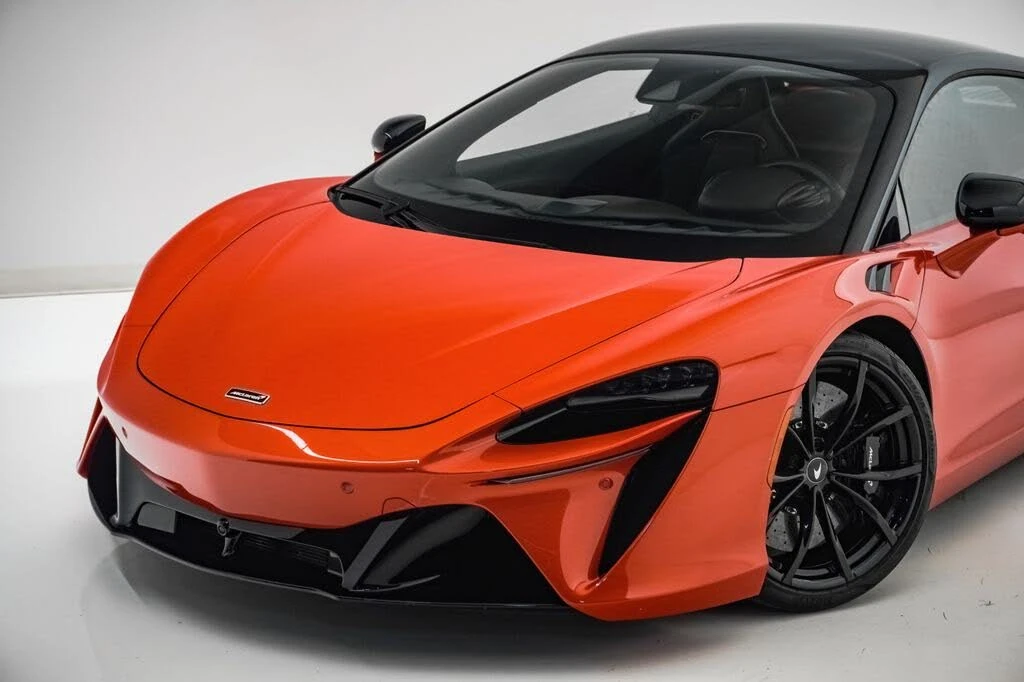 2023 McLaren Artura - Image 4 of 31