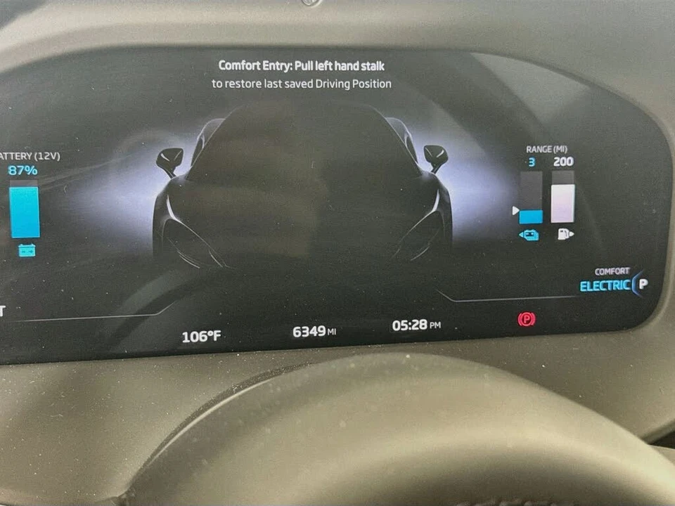 2023 McLaren Artura - Image 9 of 11