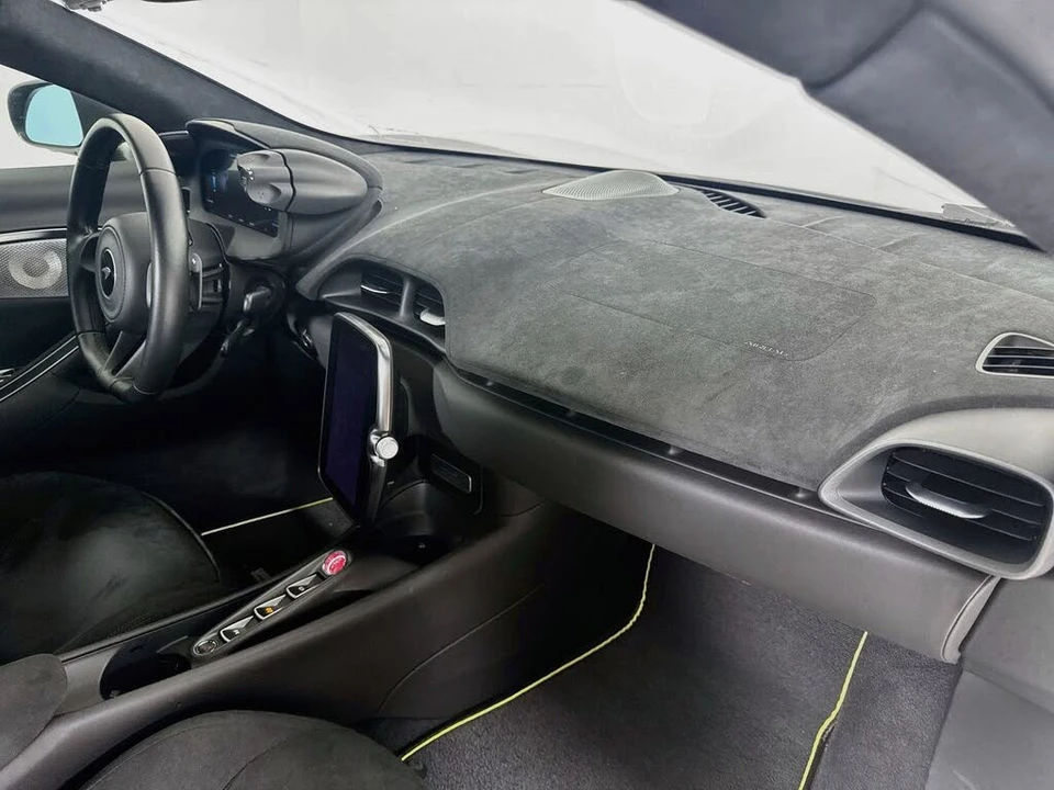 2023 McLaren Artura - Image 8 of 11