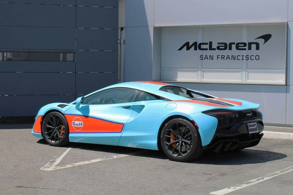 2023 McLaren Artura - Image 15 of 31