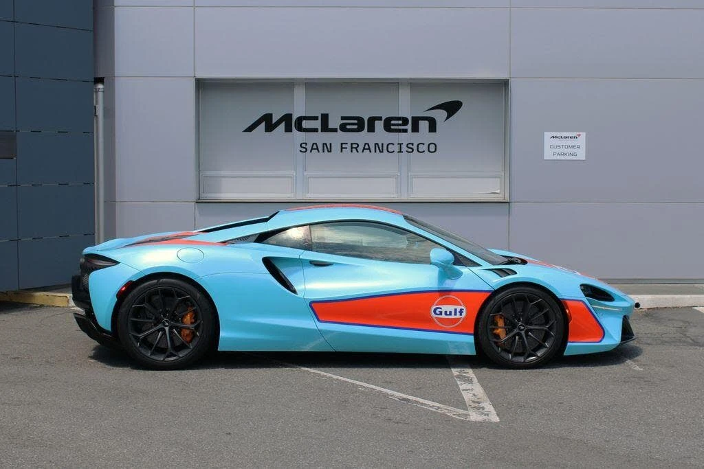 2023 McLaren Artura - Image 18 of 31