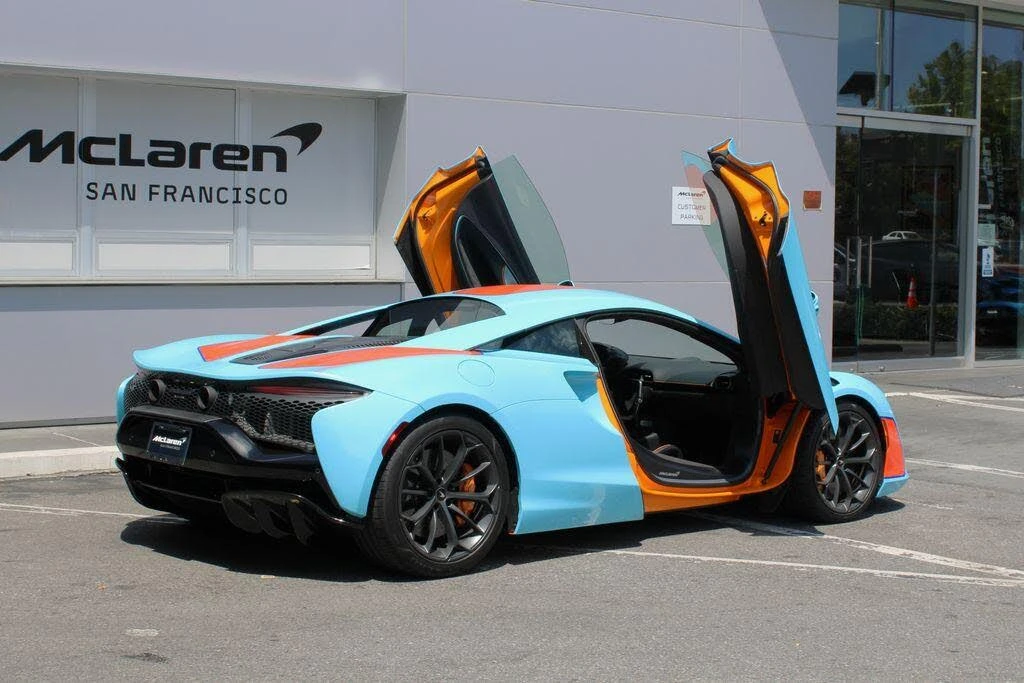 2023 McLaren Artura - Image 24 of 31