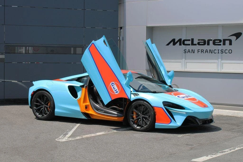 2023 McLaren Artura - Image 11 of 31