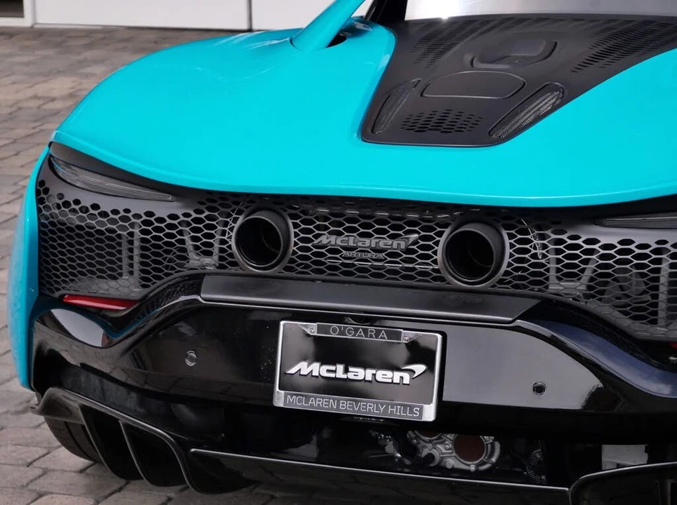 2023 McLaren Artura - Image 15 of 26
