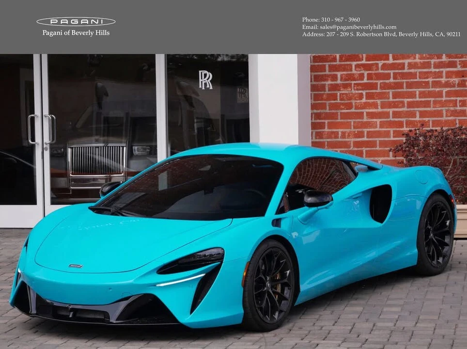 2023 McLaren Artura - Image 2 of 26