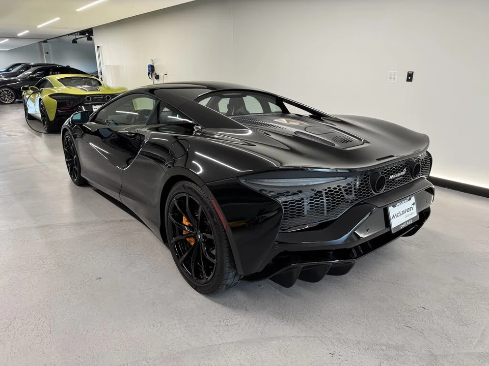 2023 McLaren Artura - Image 4 of 14