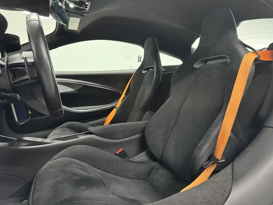 2023 McLaren Artura - Image 11 of 14