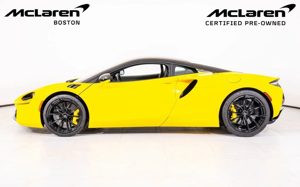2023 McLaren Artura - Image 2 of 20