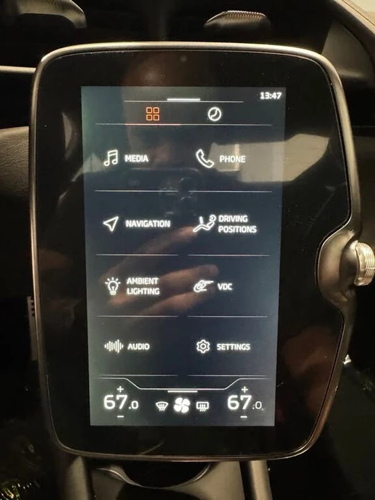 2023 McLaren Artura - Image 23 of 31