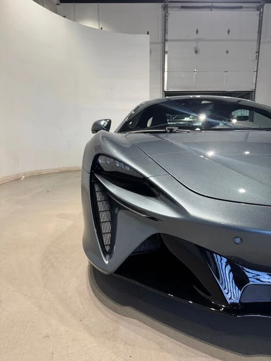 2023 McLaren Artura - Image 30 of 31