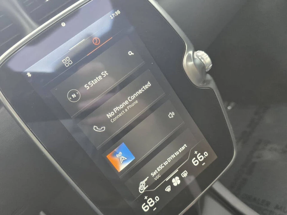 2023 McLaren Artura - Image 14 of 31