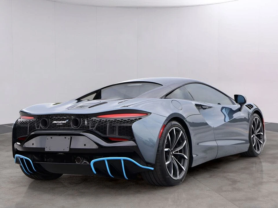 2023 McLaren Artura - Image 7 of 31