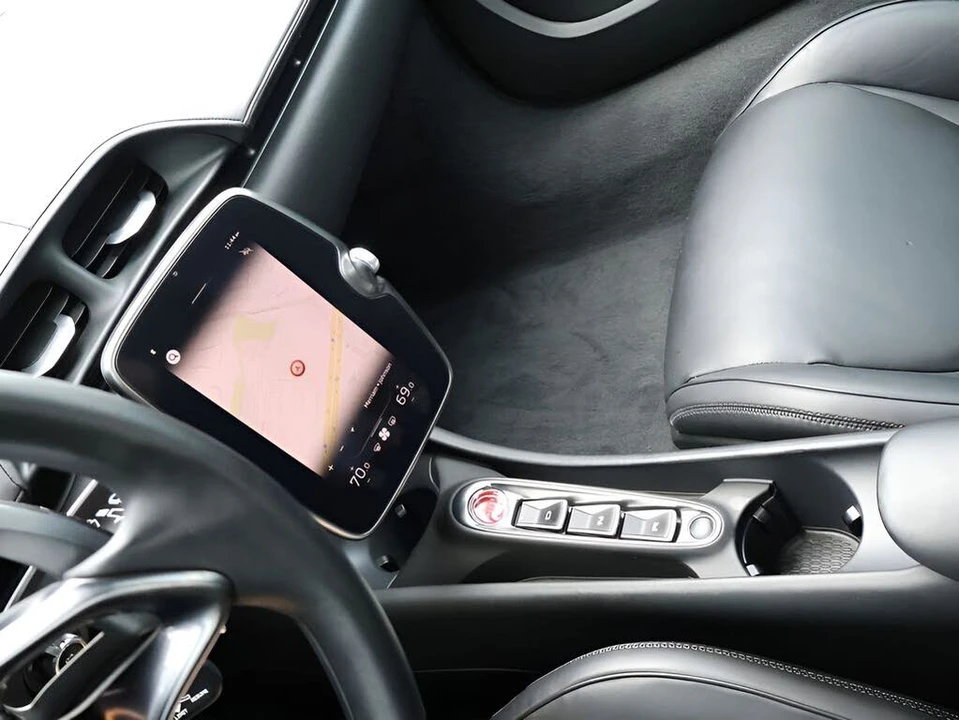 2023 McLaren Artura - Image 22 of 31