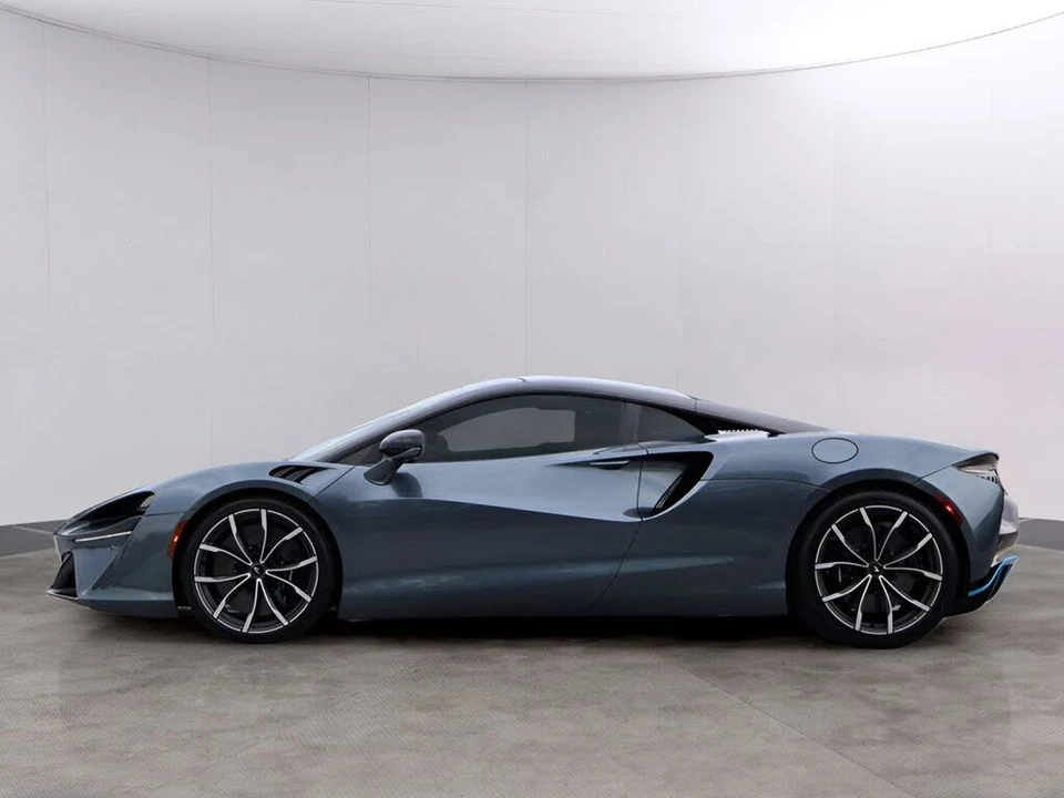 2023 McLaren Artura - Image 4 of 31