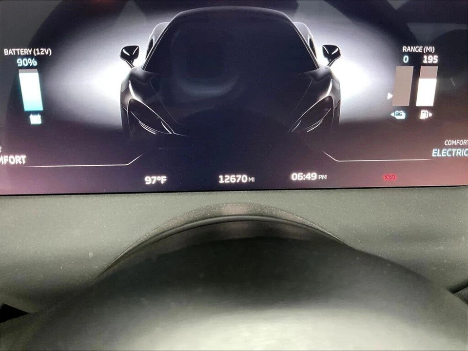 2023 McLaren Artura - Image 28 of 31