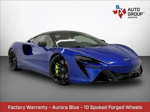 2023 McLaren Artura