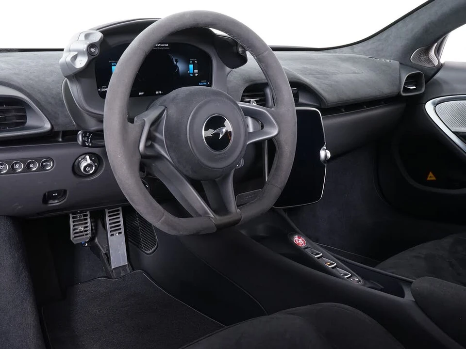 2023 McLaren Artura - Image 4 of 28