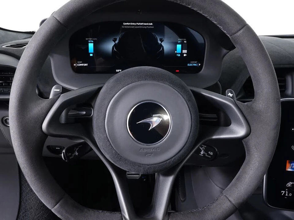 2023 McLaren Artura - Image 21 of 28