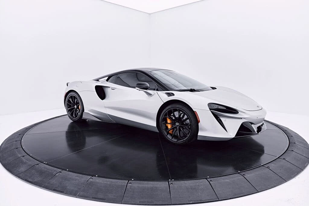 2023 McLaren Artura - Image 19 of 31