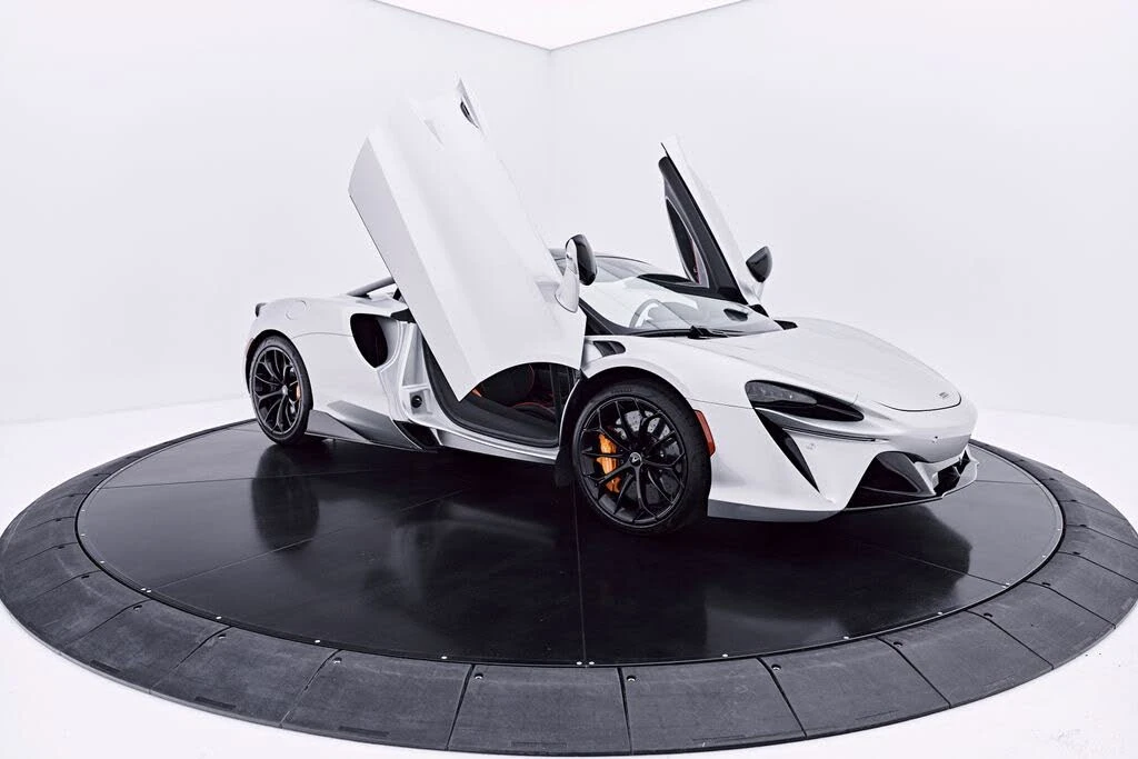 2023 McLaren Artura - Image 27 of 31