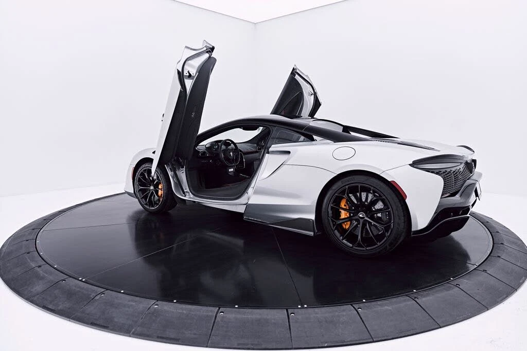 2023 McLaren Artura - Image 23 of 31