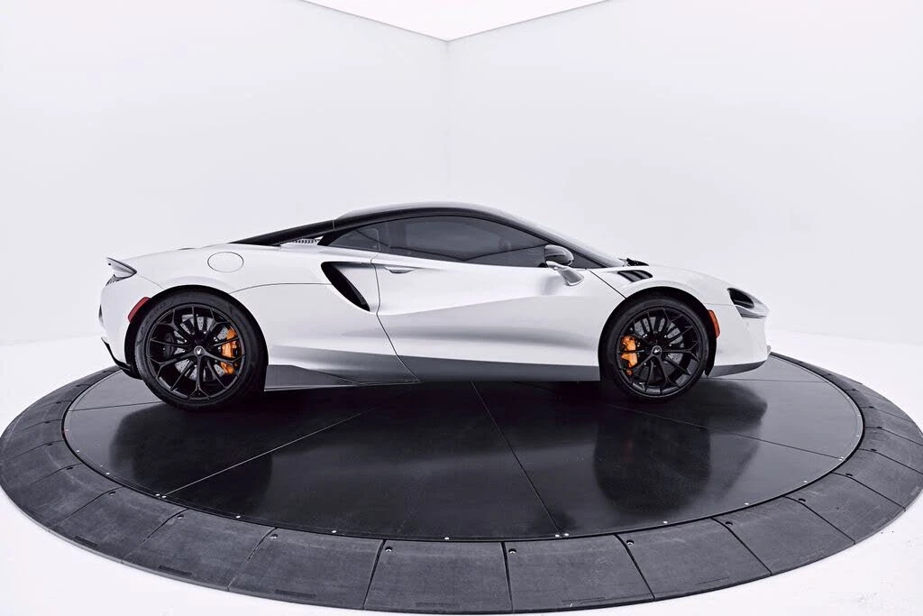2023 McLaren Artura - Image 18 of 31
