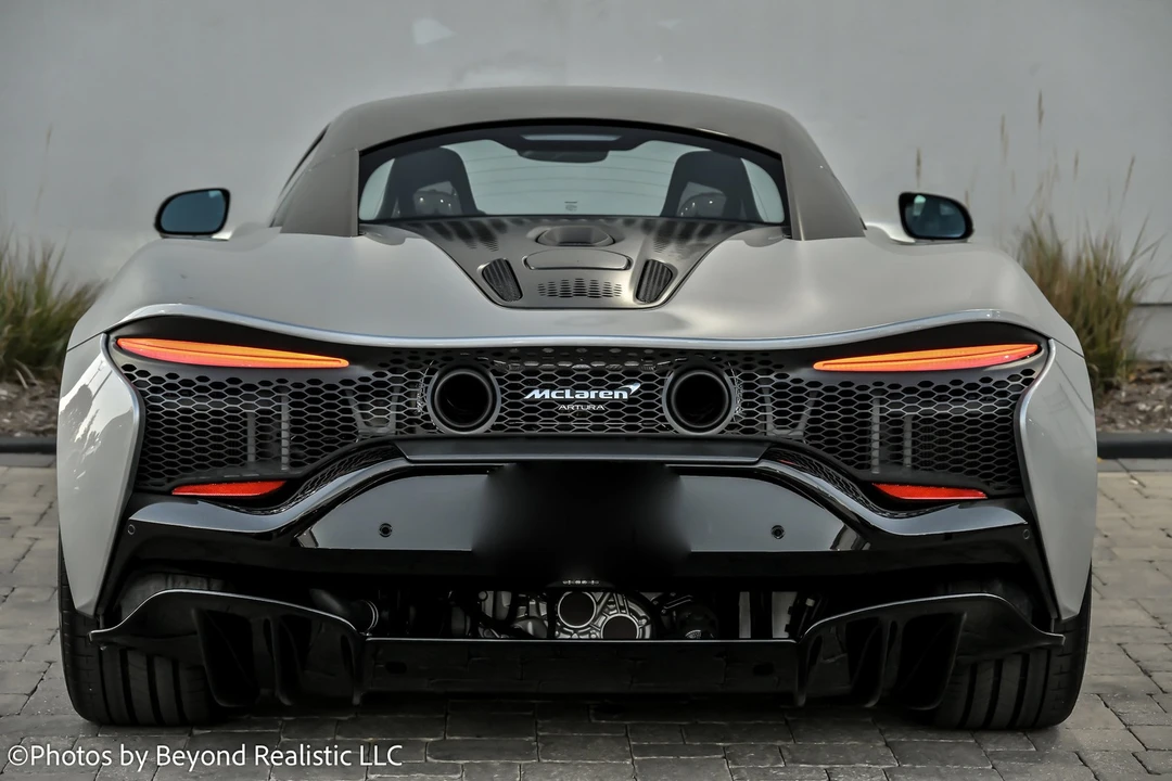 2023 McLaren Artura - Image 12 of 21