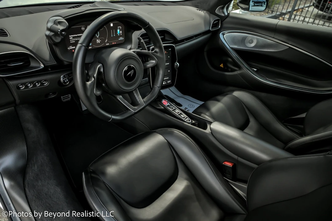 2023 McLaren Artura - Image 19 of 21