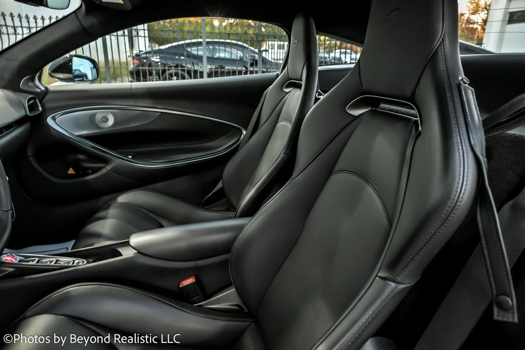 2023 McLaren Artura - Image 2 of 21