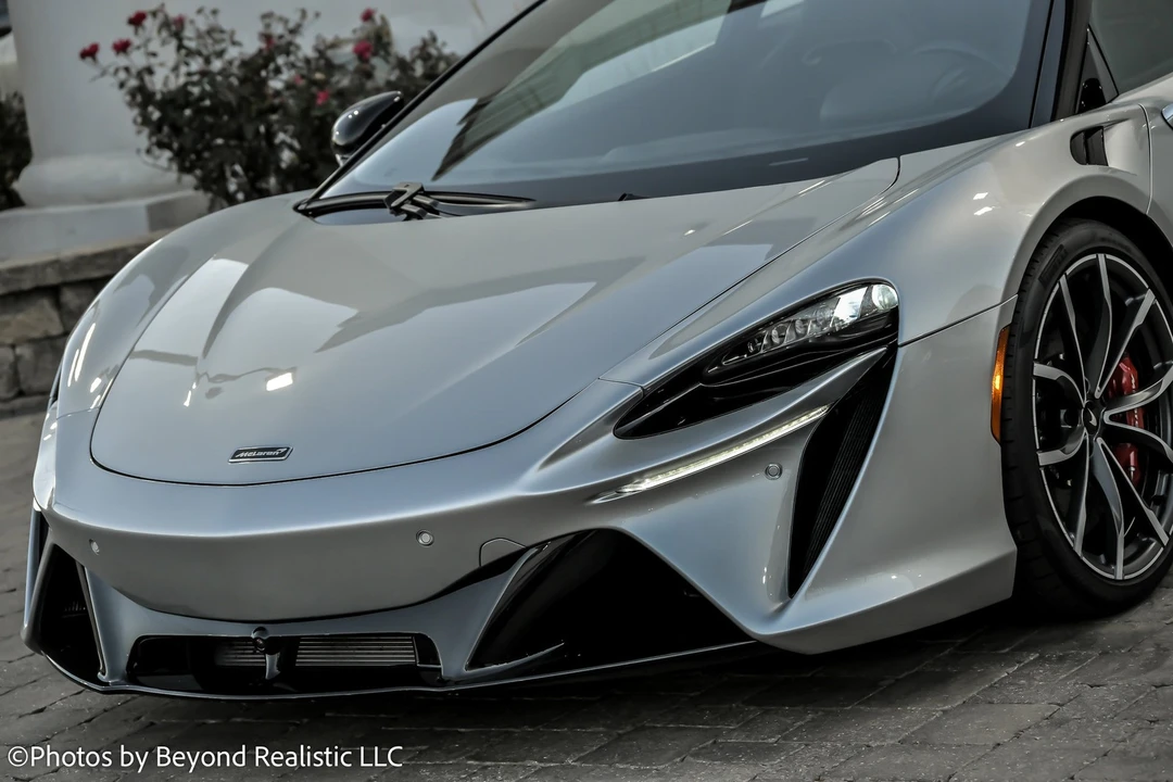 2023 McLaren Artura - Image 5 of 21