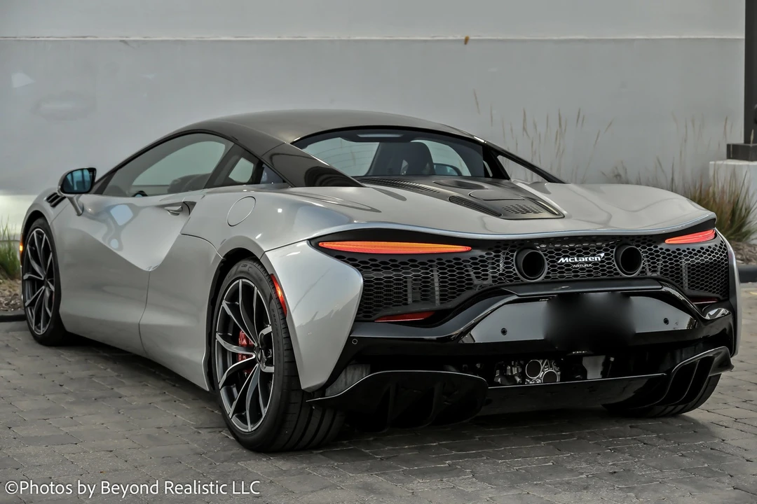2023 McLaren Artura - Image 11 of 21
