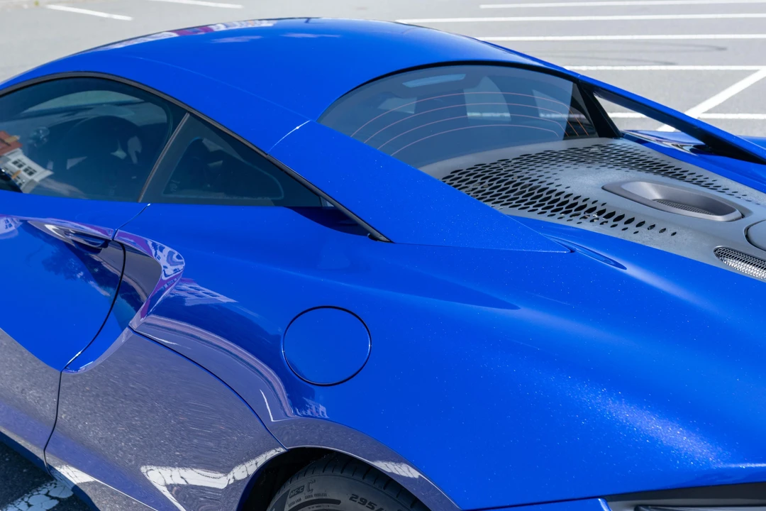 2023 McLaren Artura - Image 18 of 31