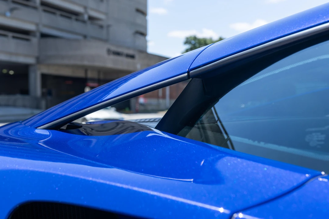 2023 McLaren Artura - Image 27 of 31