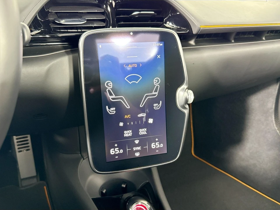 2023 McLaren Artura - Image 17 of 31
