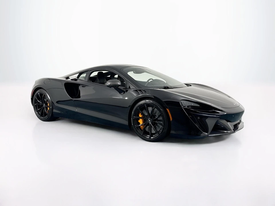 2023 McLaren Artura - Image 3 of 31