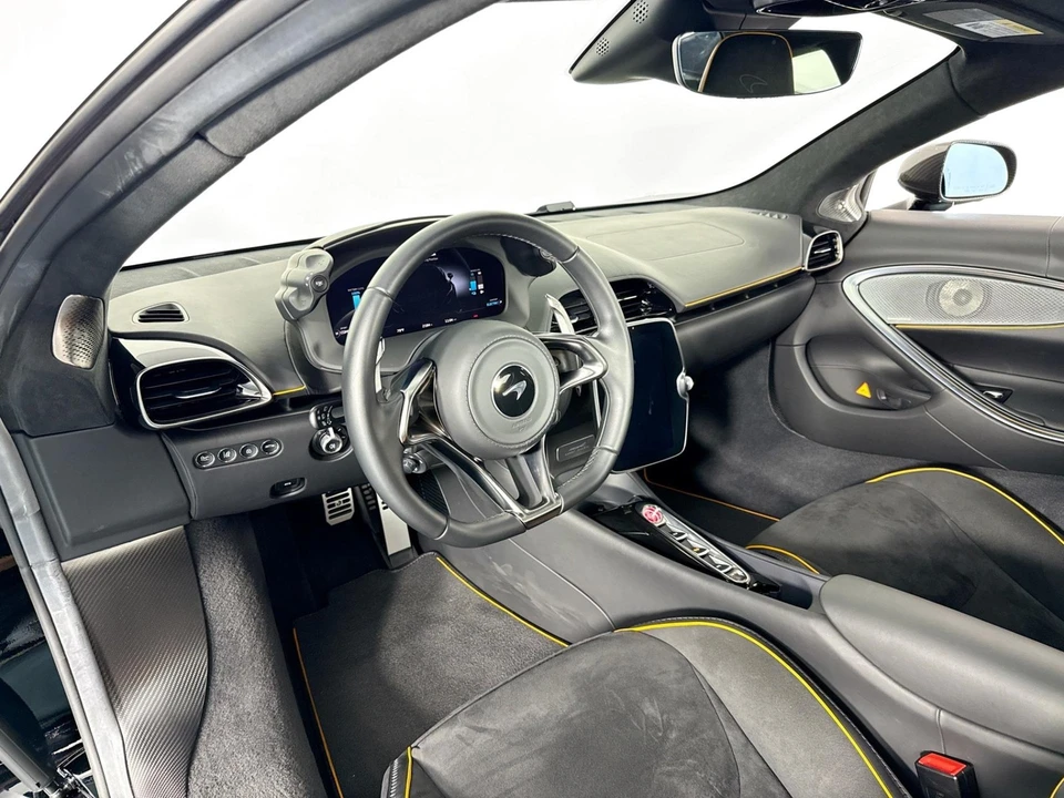 2023 McLaren Artura - Image 9 of 31
