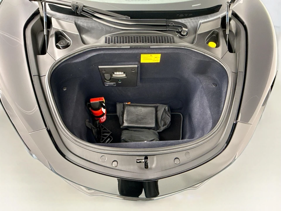 2023 McLaren Artura - Image 25 of 31