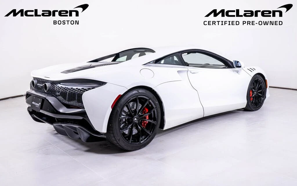 2023 McLaren Artura - Image 5 of 20