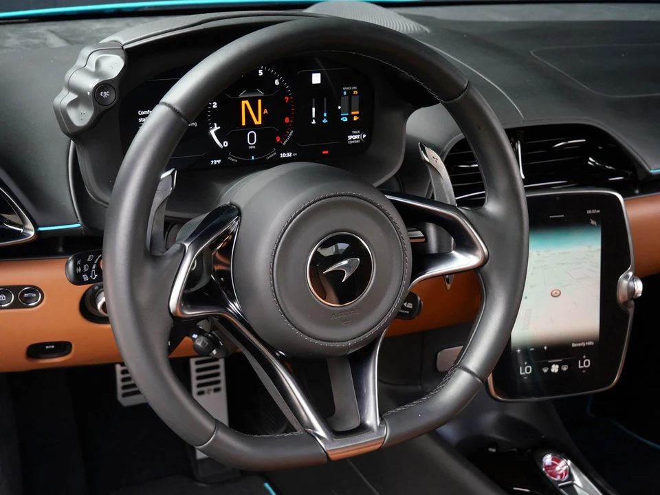 2023 McLaren Artura - Image 9 of 24