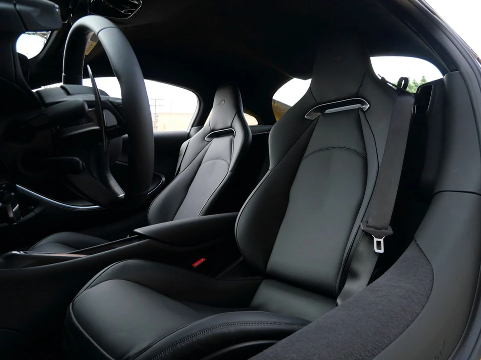 2023 McLaren Artura - Image 20 of 23