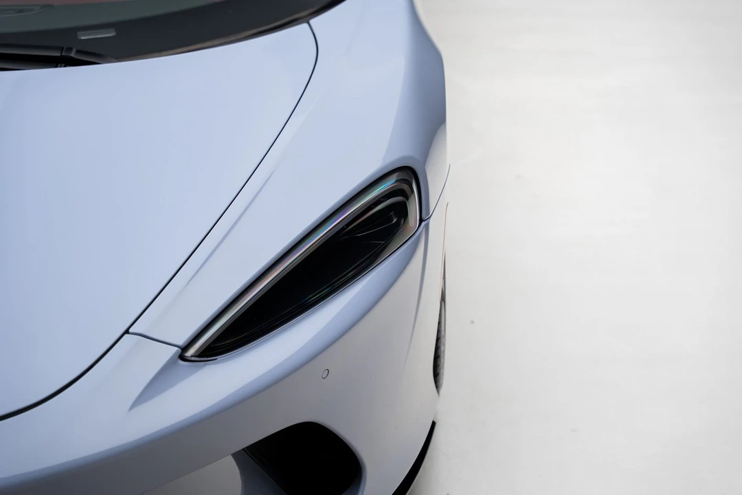 2023 McLaren GT - Image 11 of 31