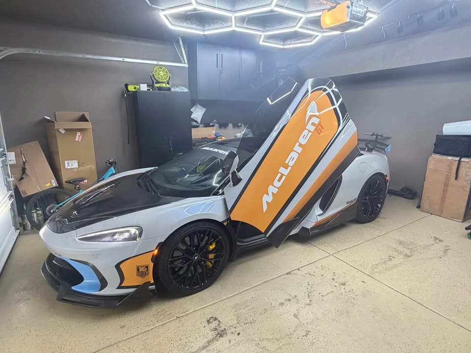 2023 McLaren GT - Image 2 of 7